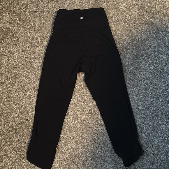 LULULEMON Revitalize Crop (21") *Black* - Picture 8 of 12